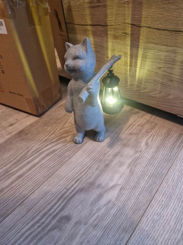 10" Outdoor Cat Resin Ornament With Solar Lantern