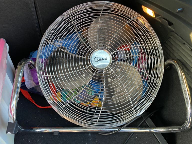 midea FE45-B1 18” Gunmetal Grey High Velocity Cold Air Circulator Tilting Floor Power Fan