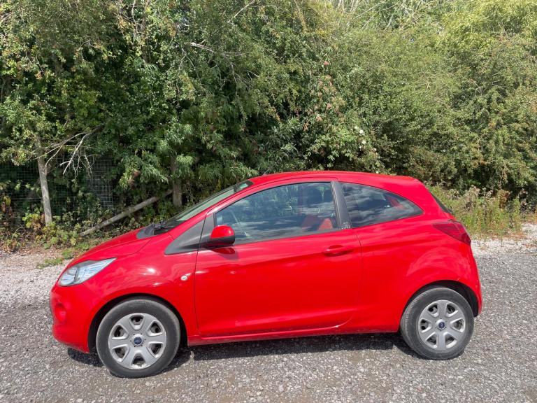 FORD KA 1.2 EDGE ZETEC 63 REG RED 68008 MILES MOT MAY 22ND 2027 TAX £35  LADY OWNER LOW INSURANCE