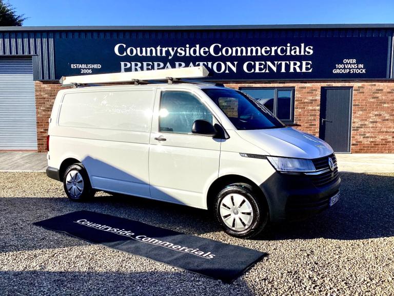 2022 Volkswagen Transporter 2.0TDI 110BHP STARTLINE T28 SWB / ONE OWNER / FULL VW SERVICE HISTORY...