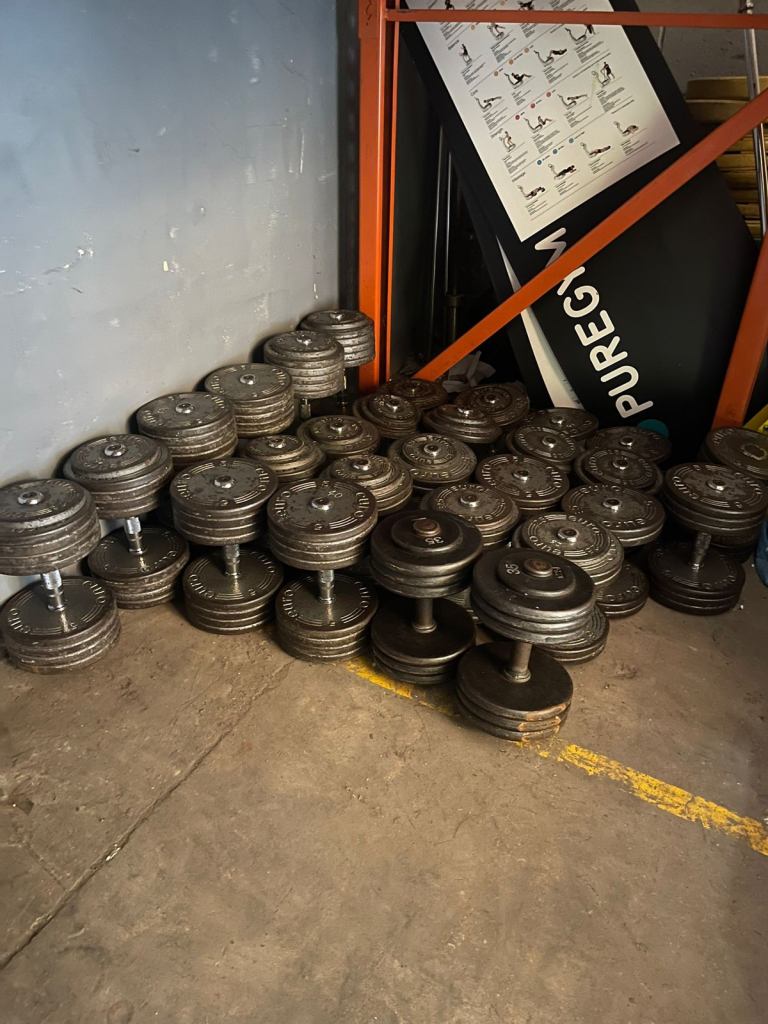 image for Euro Cast Iron Dumbbells set 10-55kgs Set in 2.5kgs Increment   Delivery £200 Available 1 set