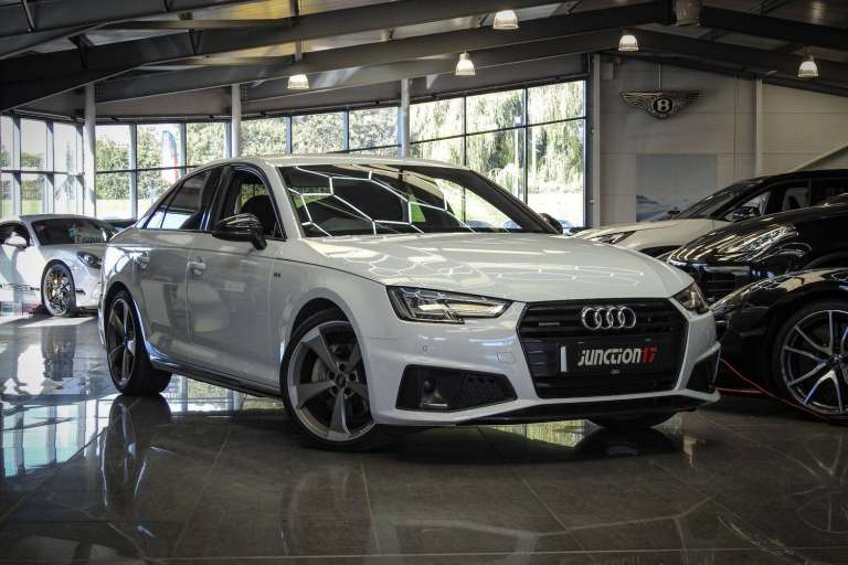 2019 Audi A4 2.0 TDI 40 Black Edition S Tronic quattro Euro 6 (s/s) 4dr SALOON Diesel Automatic