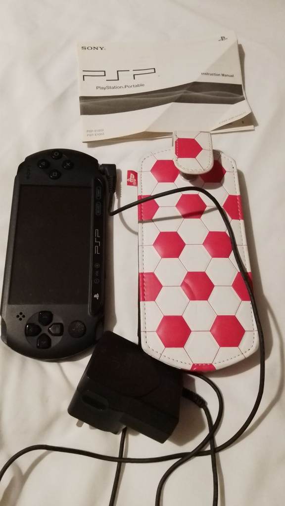 PSP 1003 with ten games