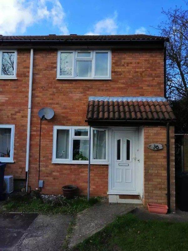 Two-bedroom semi-detached, Furnished House