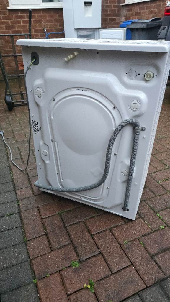 Candy 8KG Washing machine  - Good condition & Fully working - Can deliver locally from £7