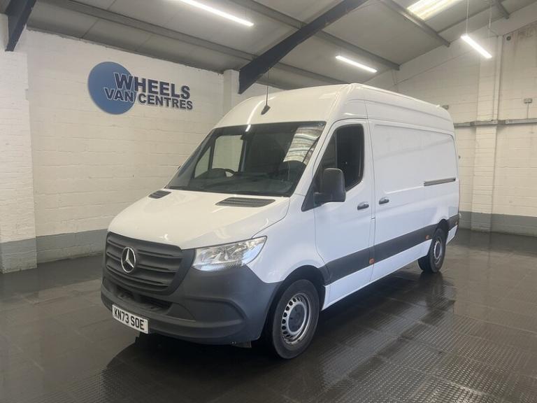 2023 Mercedes-Benz Sprinter 3.5t H2 Progressive Van PANEL VAN DIESEL Manual
