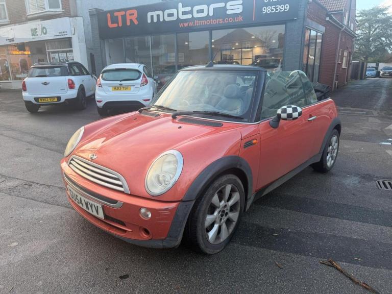MINI CONVERTIBLE 1.6 Cooper Euro 3 2dr 2004