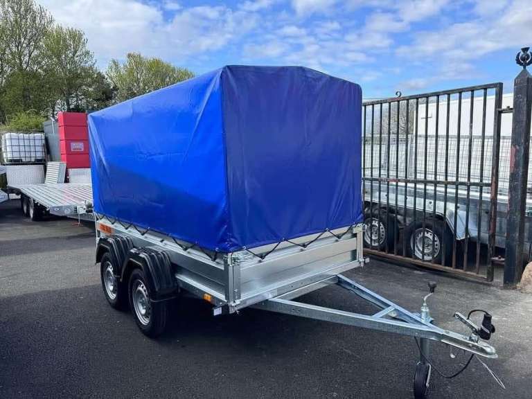 BRAND NEW ZASLAW 8,7FT x 4,4FT TWIN AXLE TRAILER WITH FRAME AND COVER 750KG