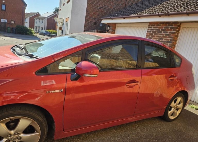 2010 Toyota PRIUS t spirit Hatchback 1798 (cc), 5 doors