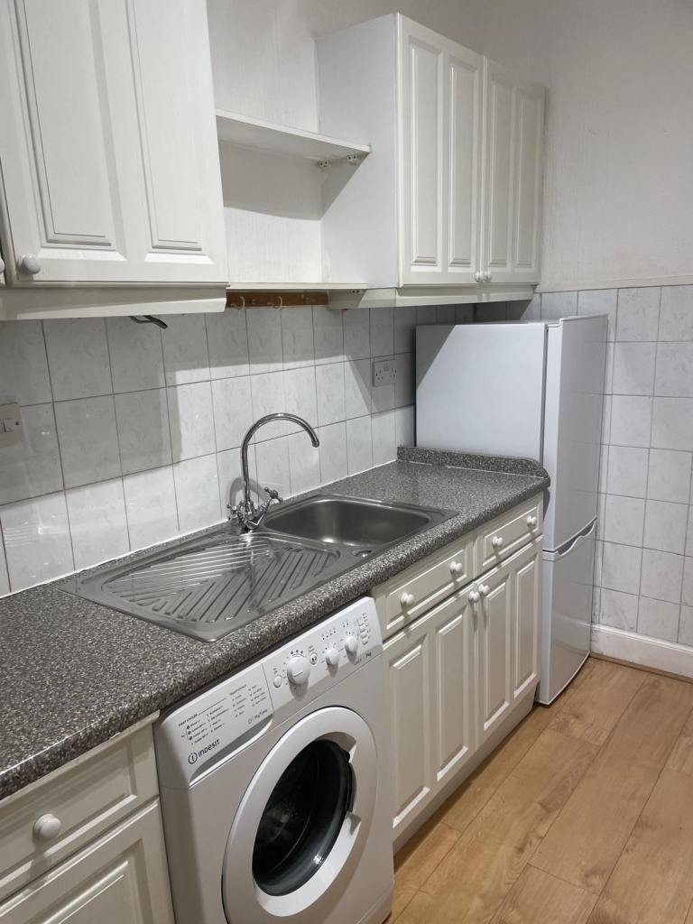 Two Double Bedroom city centre flat