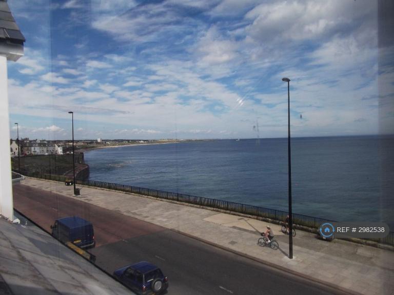 1 bedroom flat in Rockcliffe Gardens, Whitley Bay, NE26 (1 bed) (#2982538)