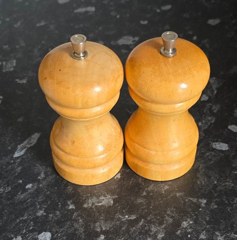 T&G Woodware Salt and Pepper Mills - New
