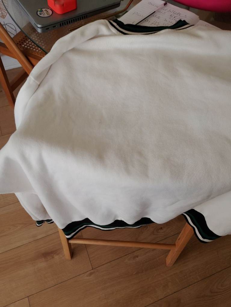 Brand new very warm sweatshirt 