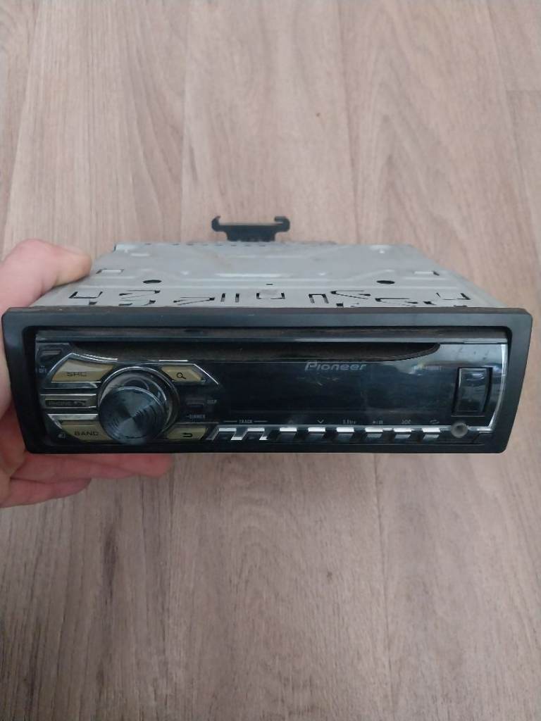 Pioneer DEH 4500BT CD head unit