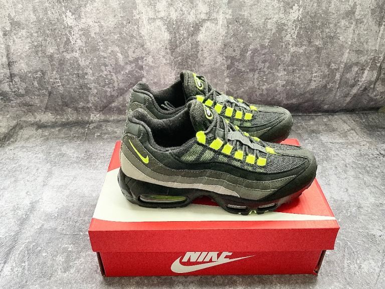Nike Air Max 95 Trainers – Grey with Yellow Accents, Brand New