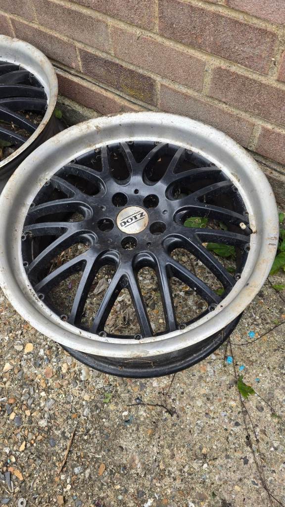 Deep dished Dotz alloys 5 stud mk4 golf 