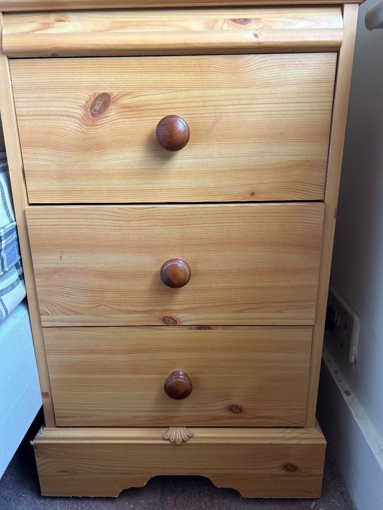 Pine wood bedside table 