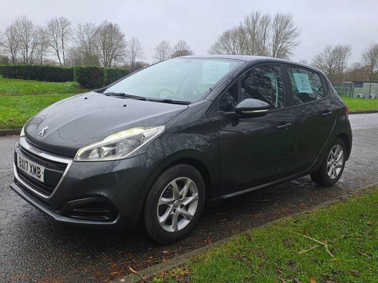 Peugeot, 208, Hatchback, 2017, Manual, 1199 (cc), 5 doors
