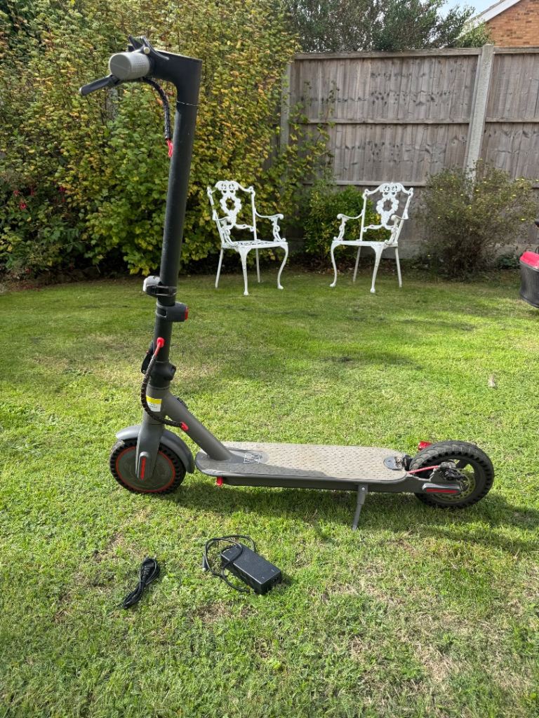 Novo Electric Scooter 3 – Grey, Good Condition