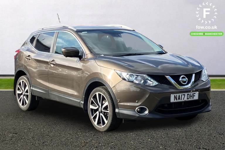 2017 Nissan Qashqai 1.6 dCi Tekna 5dr Xtronic SUV DIESEL Automatic