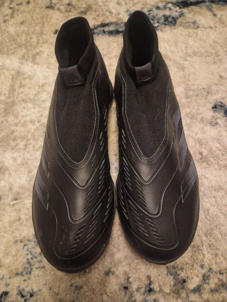 Predator football boots