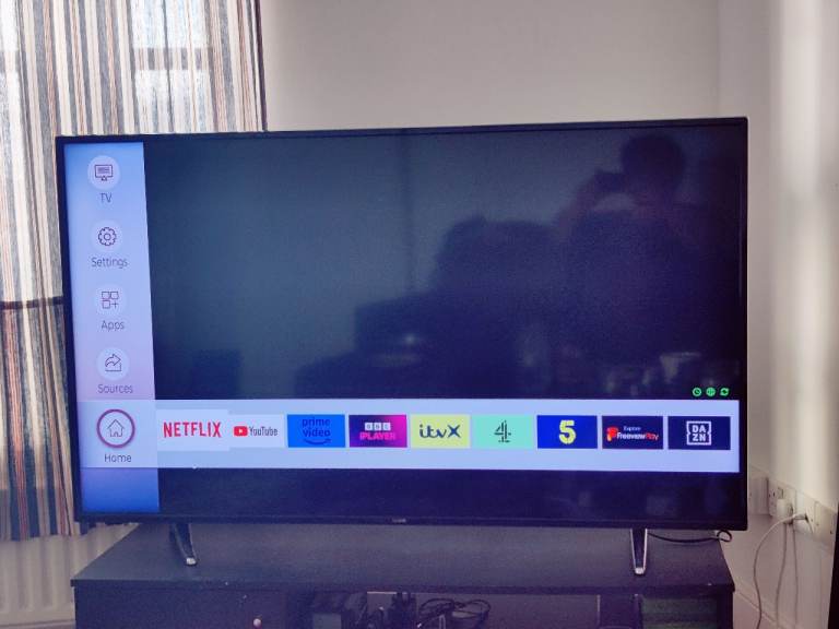 Luxor Smart TV 4K Ultra HD Led 58 inches for sale 