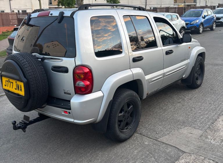 Jeep cherokee liberty 