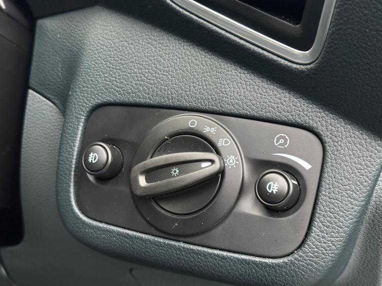 2011 Ford Grand C-Max 1.6 TDCi Titanium Euro 5 5dr MPV Diesel Manual