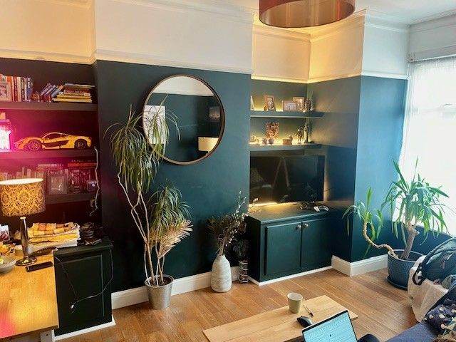 Bright Double Room in Walthamstow - MON - FRI Let - Bills included!