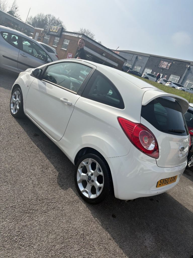 Ford, KA, Hatchback, 2010, Manual, 1242 (cc), 3 doors