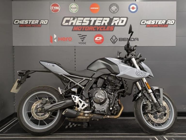2025 (25) Suzuki GSX-8S in Grey
