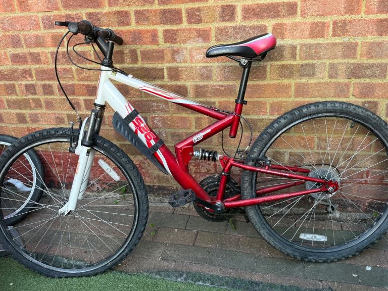 Apollo Slant Mountain Bike - Red and White, Good Condition