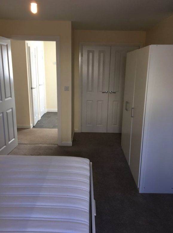 Double room for rent