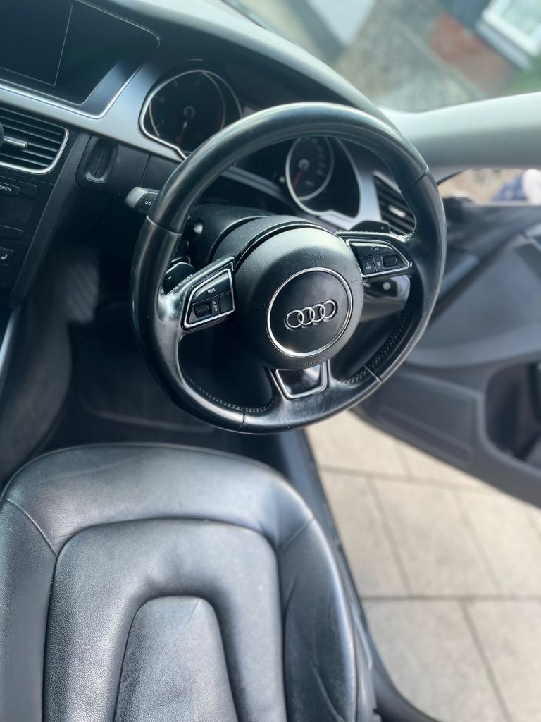 Audi, A5, Hatchback, 2014, Semi-Auto, 1968 (cc), 5 doors