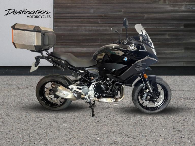2023 BMW F 900 XR Petrol black Manual
