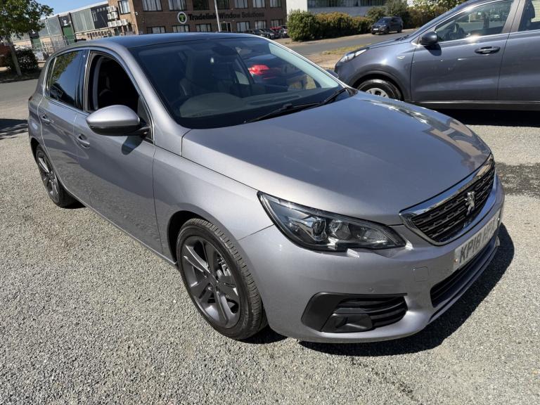 PEUGEOT 308 1.2 PureTech Allure 2018