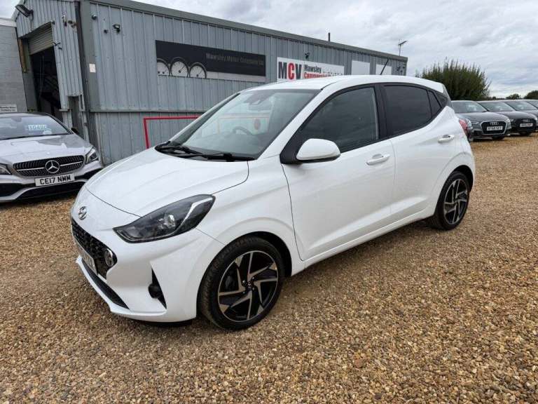 2020 Hyundai i10 1.2 Premium Hatchback 5dr Petrol Manual Euro 6 (s/s) (84 ps) Hatchback Petrol Ma...