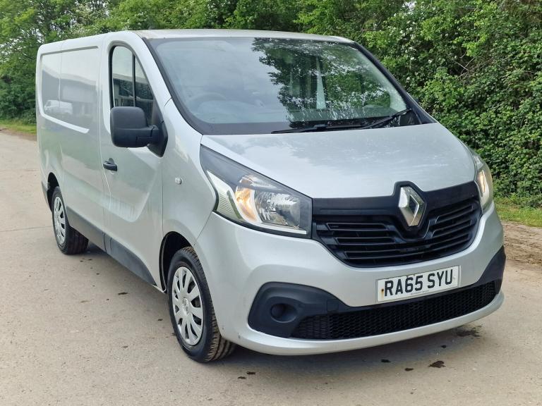 2015 Renault Trafic SL27 BUSINESS + DCI  112k Miles  Drives Perfect  9m MOT