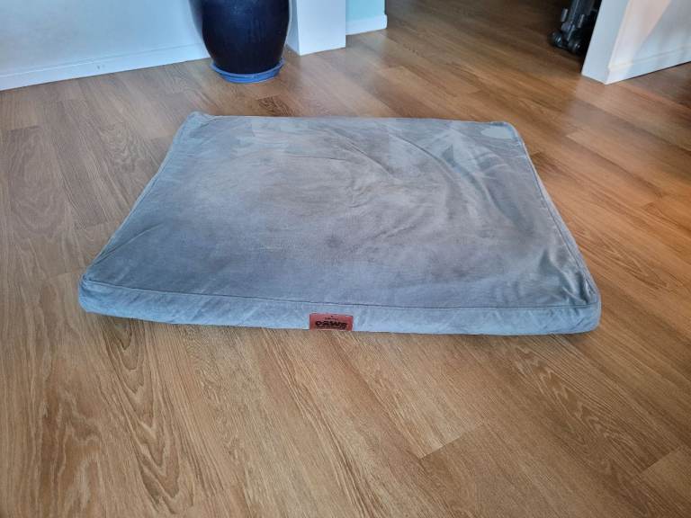 Slumberdown luxury dog bed
