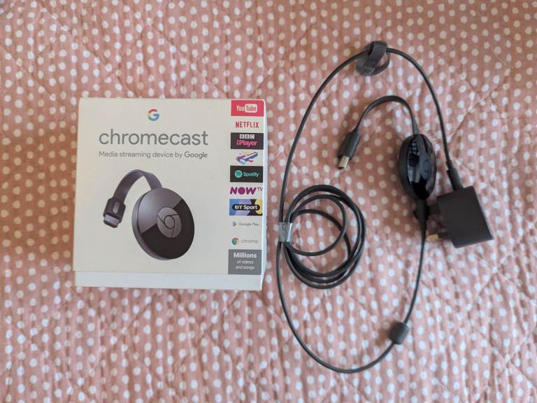 Google Chromecast Media Streaming Device - Black, Good Condition