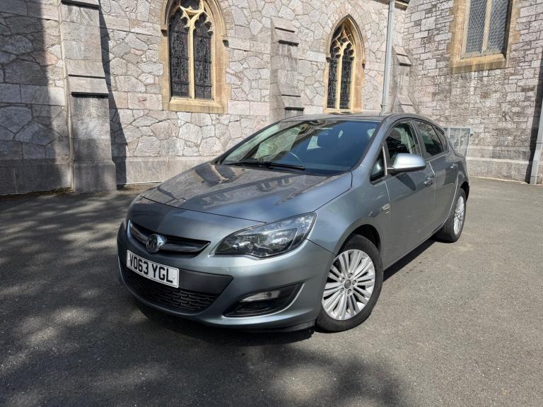 2013 Vauxhall Astra 1.7 CDTi 16V ecoFLEX Energy 5dr HATCHBACK Diesel Manual