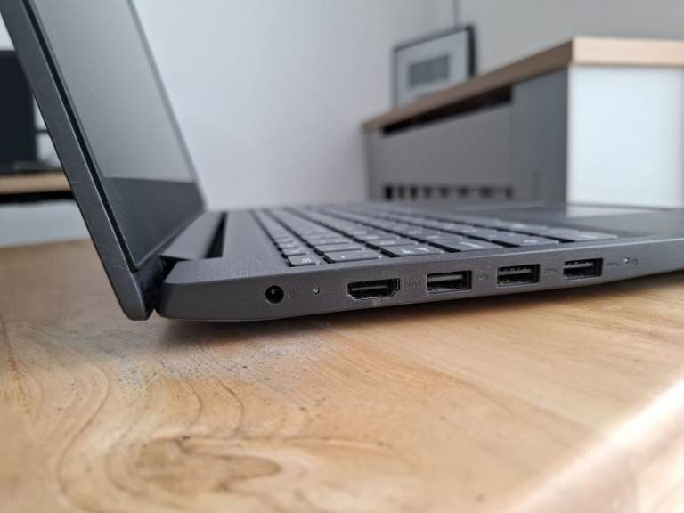 Lenovo Intel Core i5 12GB 256GB Laptop