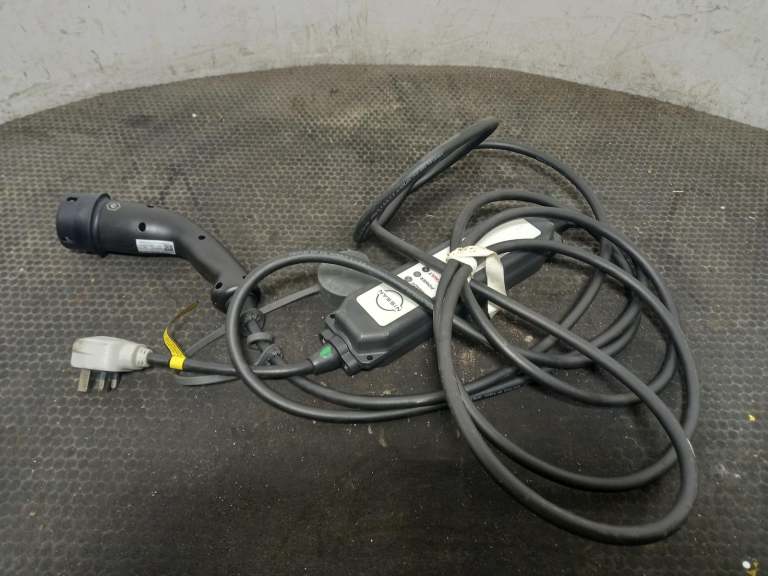 Nissan Leaf Battery Charge Charging Cable Ev Hybrid 2017-2025