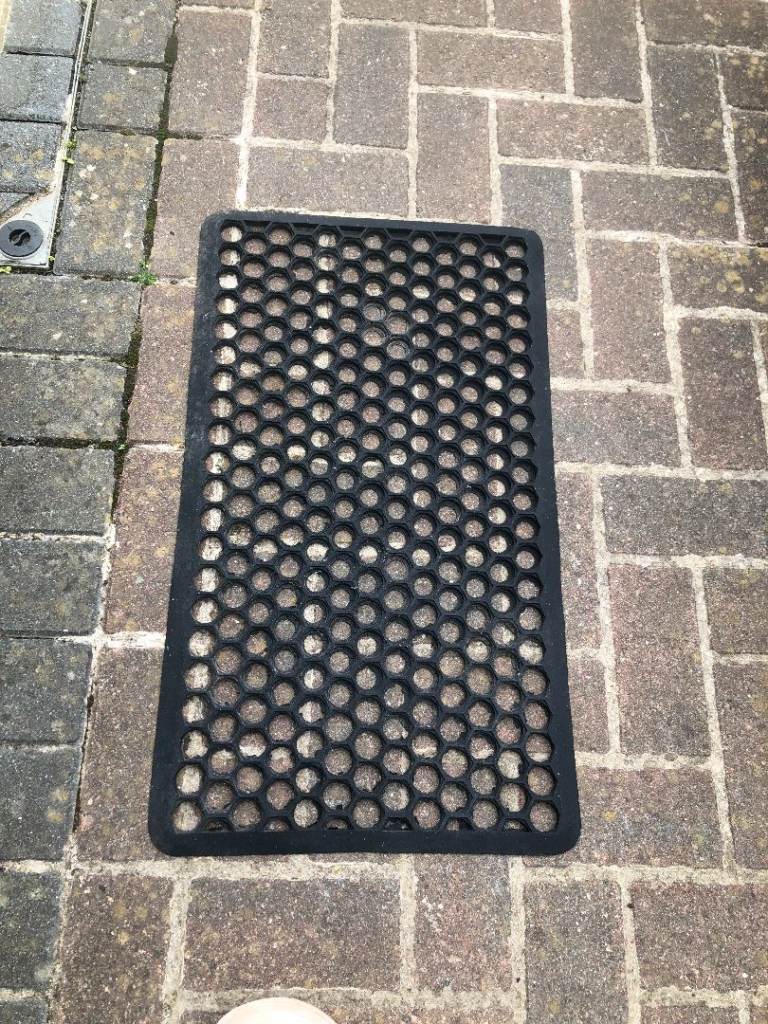 Door mat, black rubber