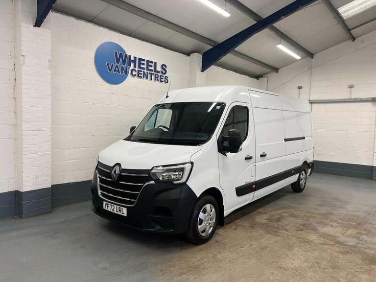 2023 Renault Master 2.3 dCi 35 Business+ FWD LWB Medium Roof Euro 6 4dr Panel Van Diesel Manual