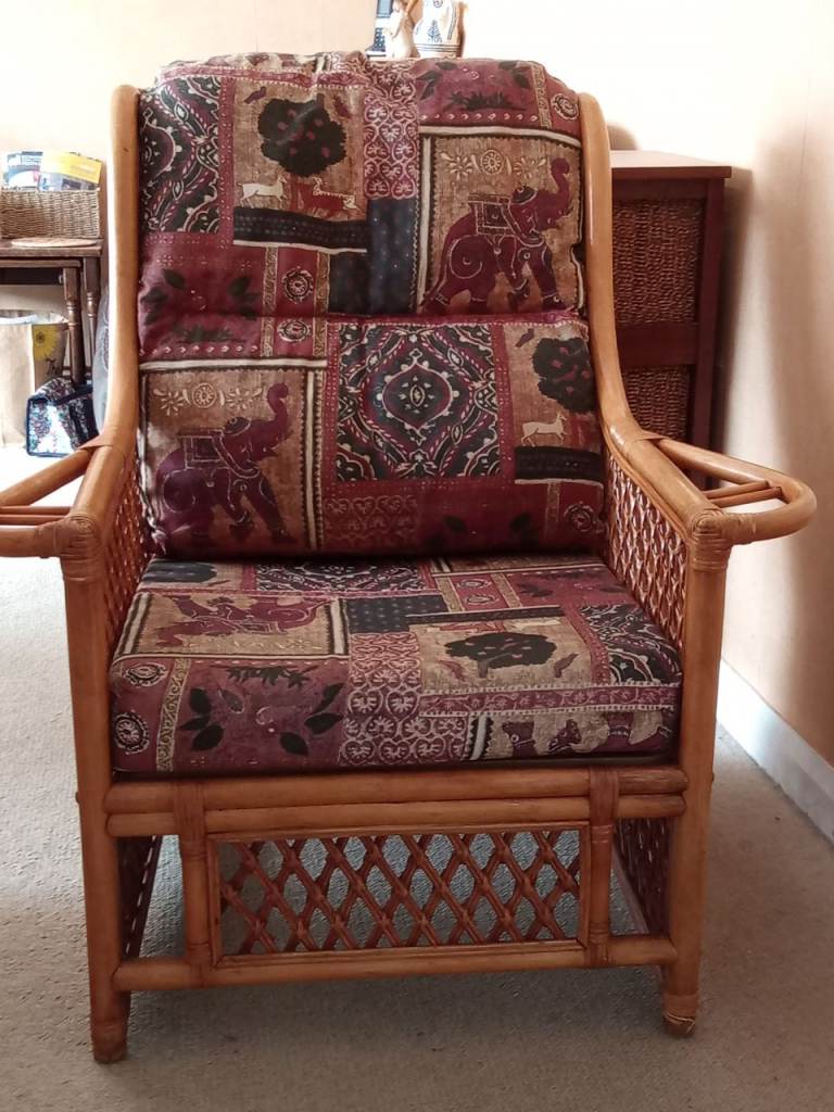 Rattan Armchair with cushions – Good Condition