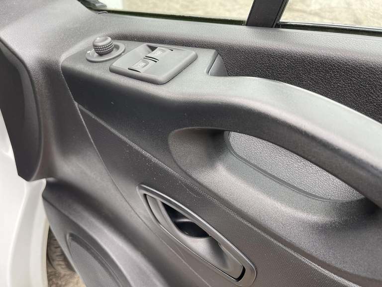 2021 Renault Trafic SL30 ENERGY dCi 120 Business Van PANEL VAN DIESEL Manual