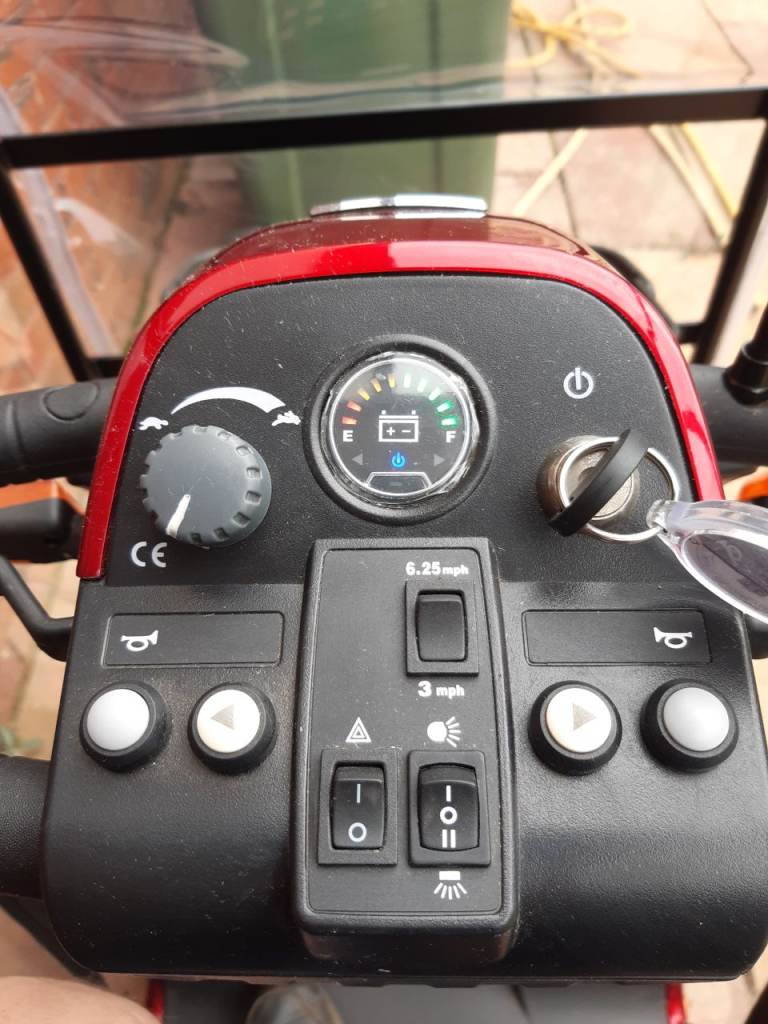 Pride Colt Deluxe 2.0 mobility scooter 