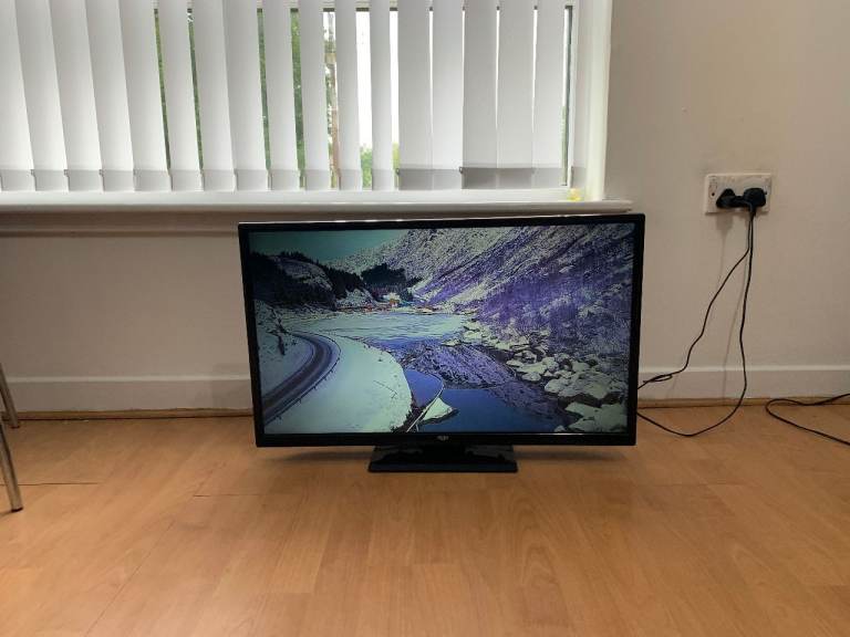 Bush 32 Inch LED TV (read description)