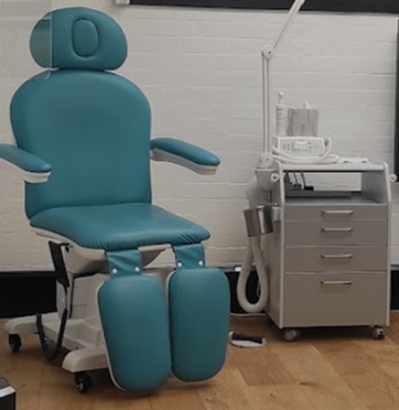 Best treatment / therapy Cabinet with ALL the accessories!